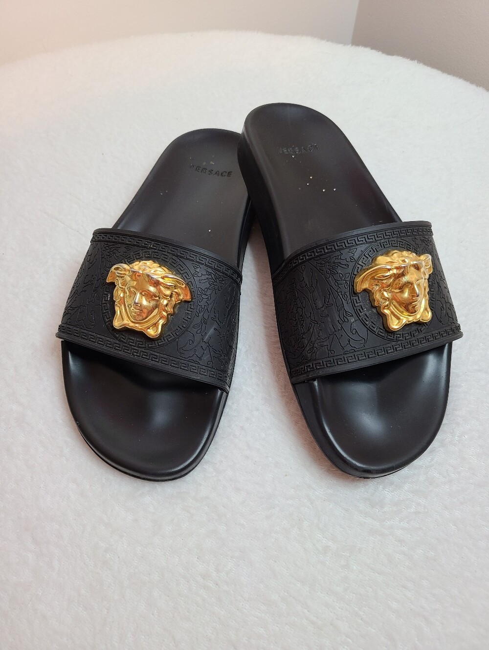 Versace Women's Gold Medusa Gomma Logo Rubber Pool Slides Size 39 (W 9 - M 6)